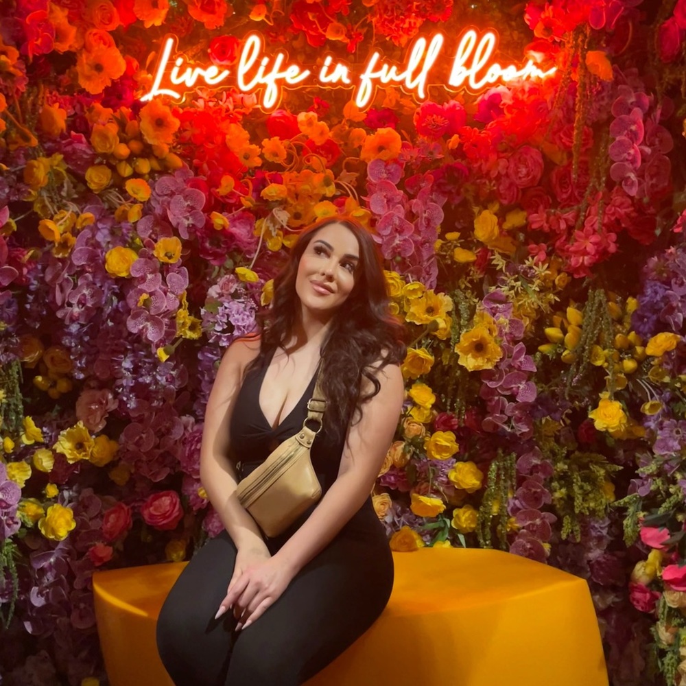 Meet your Posher, Alicia